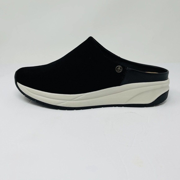 Giani Bernini Womans 5.5M Nathalee Slip On Leather Sneakers Shoes Comfort NIB - Picture 3 of 10